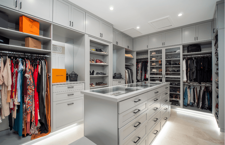 Closet accessories - lighting