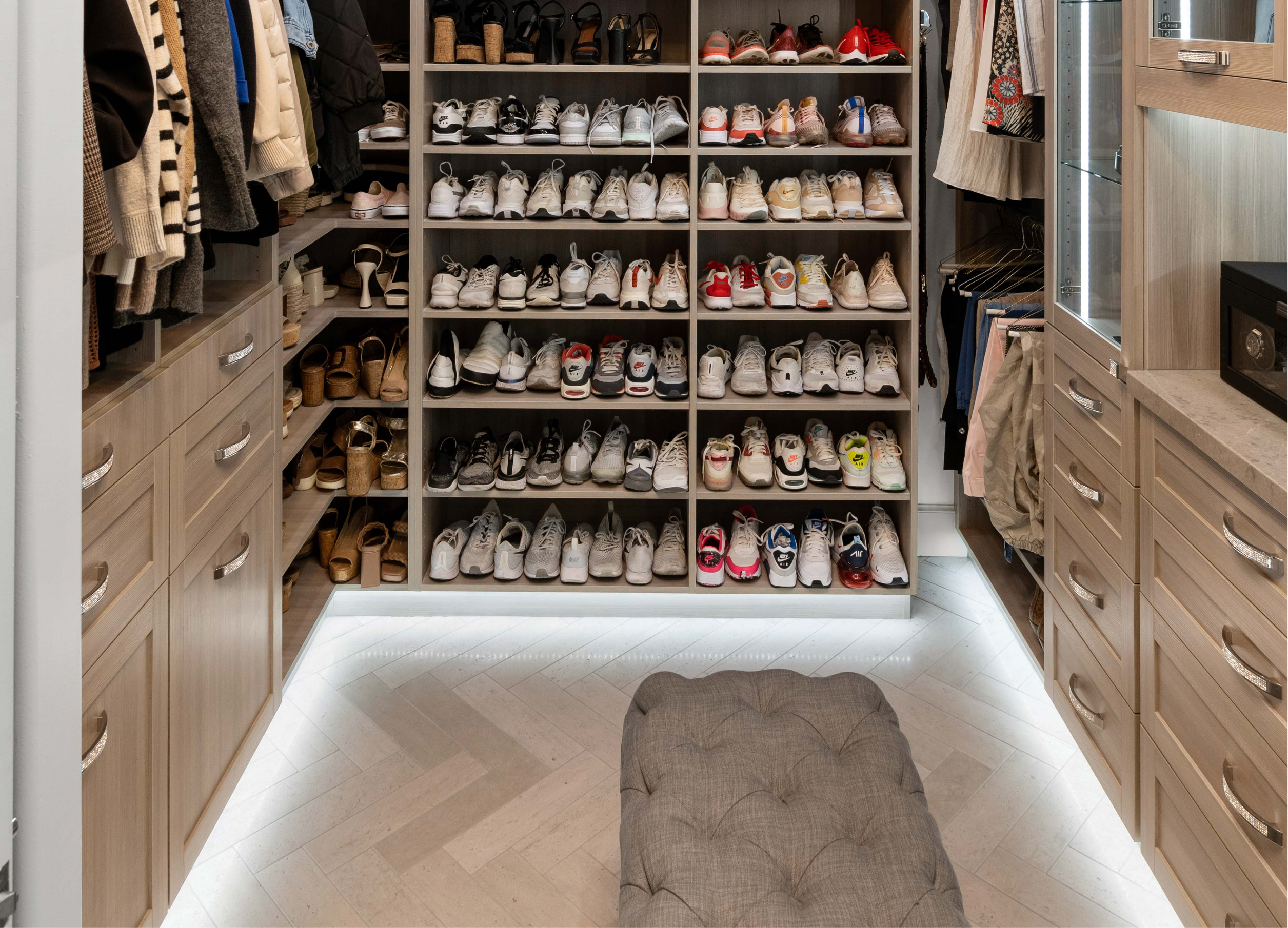 Hidden Hamper Thumbnail 3